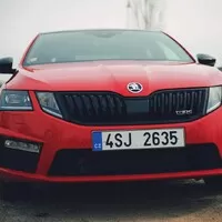 Škoda Octavia RS 245: Rozpolcený všeuměl