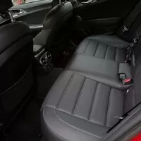 KIA Stinger GT 3.3 V6 T-GDI: Výprask pro evropský mainstream