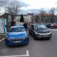 Elektromobilisté, jací jsou?