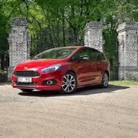 Ford S-Max ST Line 2.0 TDCi: Rodinný business