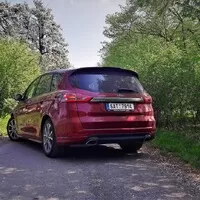 Ford S-Max ST Line 2.0 TDCi: Rodinný business