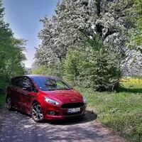 Ford S-Max ST Line 2.0 TDCi: Rodinný business