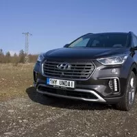 Hyundai Grand Santa Fe 2.2 CRDi: Korejská ‚amerika‘ na českých silnicích
