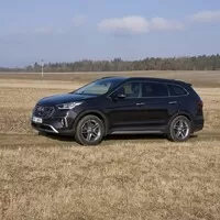 Hyundai Grand Santa Fe 2.2 CRDi: Korejská ‚amerika‘ na českých silnicích
