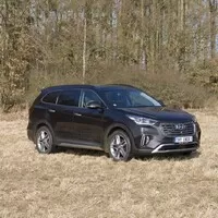 Hyundai Grand Santa Fe 2.2 CRDi: Korejská ‚amerika‘ na českých silnicích