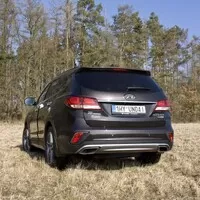 Hyundai Grand Santa Fe 2.2 CRDi: Korejská ‚amerika‘ na českých silnicích