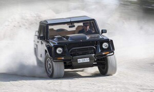 Historie: Lamborghini LM002: Ultimativní crossover