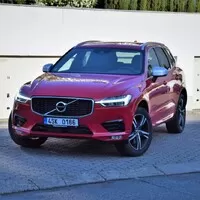 Volvo XC60 T5 AWD R-Design: Vaše nové auto na všechno
