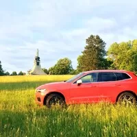 Volvo XC60 T5 AWD R-Design: Vaše nové auto na všechno