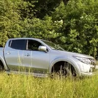 Mitsubishi L200 2.4 DI-D: Destilovaný pickup