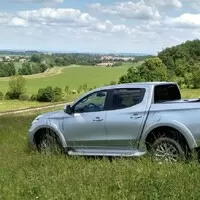 Mitsubishi L200 2.4 DI-D: Destilovaný pickup