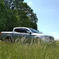 Mitsubishi L200 2.4 DI-D: Destilovaný pickup