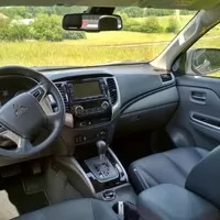 Mitsubishi L200 2.4 DI-D: Destilovaný pickup