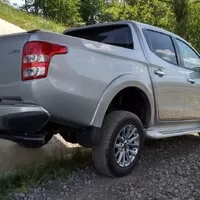 Mitsubishi L200 2.4 DI-D: Destilovaný pickup