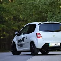 Renault Twingo R.S.: Malá hračka pro velký kluky
