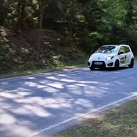 Renault Twingo R.S.: Malá hračka pro velký kluky