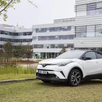 Toyota C-HR Hybrid: Velká hybridní revoluce?