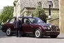 Garáž britské královské rodiny: Proč mají paparazzi smůlu a proč jezdí Aston Martin na pálenku?