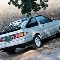 10 nejlepších automobilových znovuzrození všech dob