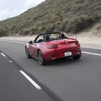 Mazda MX-5 dostane facelift, který přinese vyšší výkon