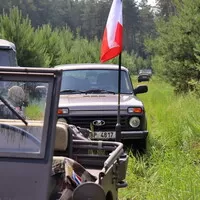 Autíčkář na srazu vojenské techniky na Ranči u Kamenného stolu