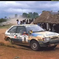 Legendy rallye: Auta sezóny 1987 - Král je mrtev, ať žije král