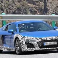 Přijde Audi R8 o čtyři válce?