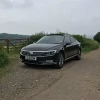 Volkswagen Passat 2.0 TDI: Zrcadlový Passat v zemi královny