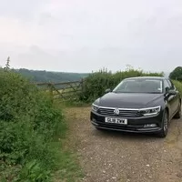 Volkswagen Passat 2.0 TDI: Zrcadlový Passat v zemi královny