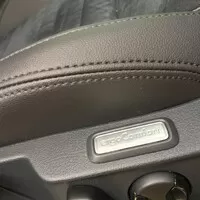 Volkswagen Passat 2.0 TDI: Zrcadlový Passat v zemi královny