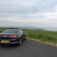Volkswagen Passat 2.0 TDI: Zrcadlový Passat v zemi královny