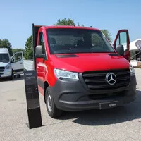 Autíčkář na výletě: Putování za Mercedesy a Dakarovou Tatrou