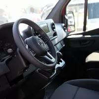 Autíčkář na výletě: Putování za Mercedesy a Dakarovou Tatrou