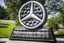 Autíčkář na výletě: Putování za Mercedesy a Dakarovou Tatrou
