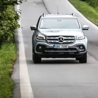 Autíčkář na výletě: Putování za Mercedesy a Dakarovou Tatrou