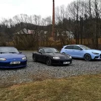 Staré automobilové ikony jsou mnohem zábavnější než nová auta. Akorát ne vždy...