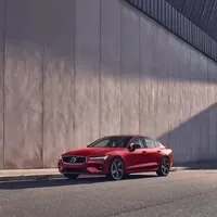 Nové Volvo S60 se představilo světu. Na co se můžeme těšit?
