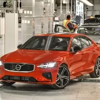 Nové Volvo S60 se představilo světu. Na co se můžeme těšit?