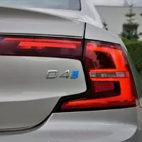 Volvo S90 D4 Momentum: Cit pro detail
