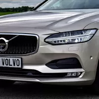 Volvo S90 D4 Momentum: Cit pro detail