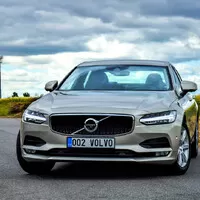 Volvo S90 D4 Momentum: Cit pro detail