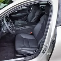 Volvo S90 D4 Momentum: Cit pro detail