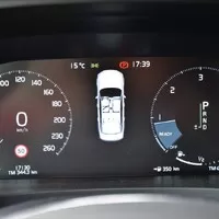 Volvo S90 D4 Momentum: Cit pro detail