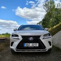 Lexus NX 300h: Protistresové cvičení