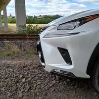 Lexus NX 300h: Protistresové cvičení