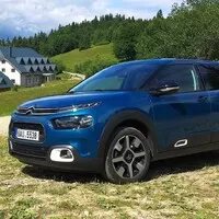 Citroën Cactus 1.2 PureTech 110: Pokojíček pro mladé