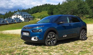 Recenze & testy: Citroën Cactus 1.2 PureTech 110: Pokojíček pro mladé
