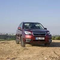 Subaru Forester 2.0i-L: Na nákup, na expedici, kamkoli