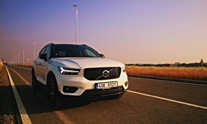 Recenze & testy: Volvo XC40 T5: Krása v detailu