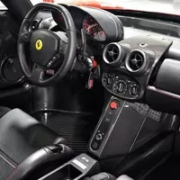 Enzo Ferrari: Poslední hypersport pro petrolheady?